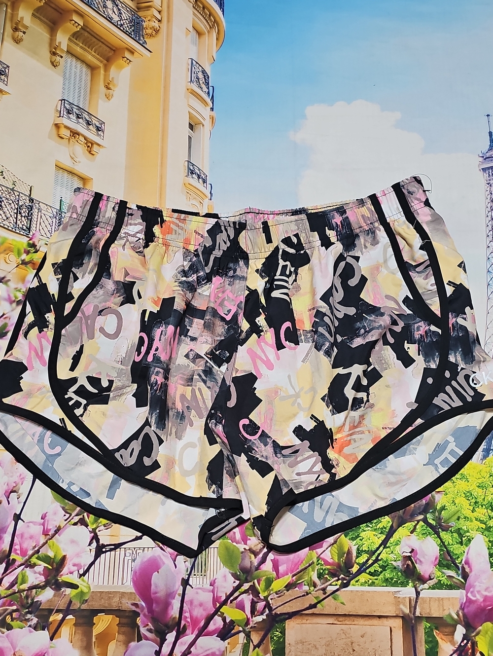 Calvin Klein Pink, Black and Cream Abstract Athletic Shorts Large